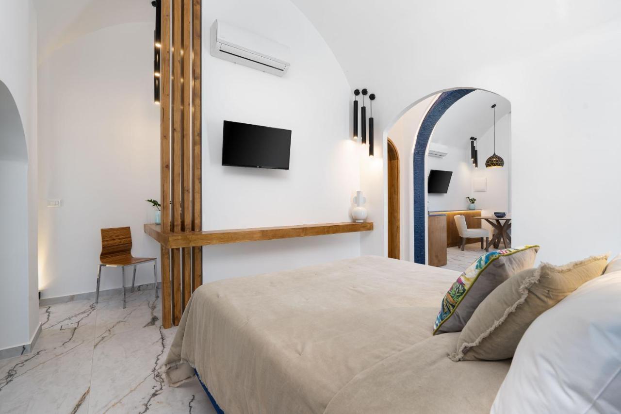Amera Suites Firá Buitenkant foto